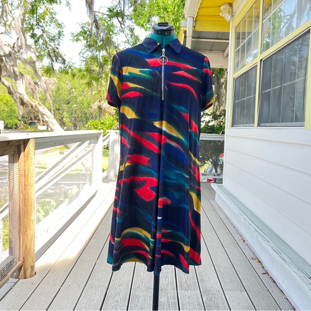 Ava & Grace: Colorful Patterned Slip On Midi Dress With Front Zipper. Size L.